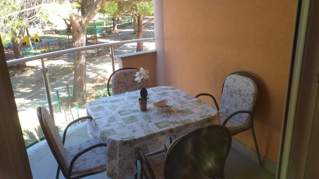 Apart Centar Umag Edda Joakima Rakovca 7 E 52470-Umag Buitenkant foto