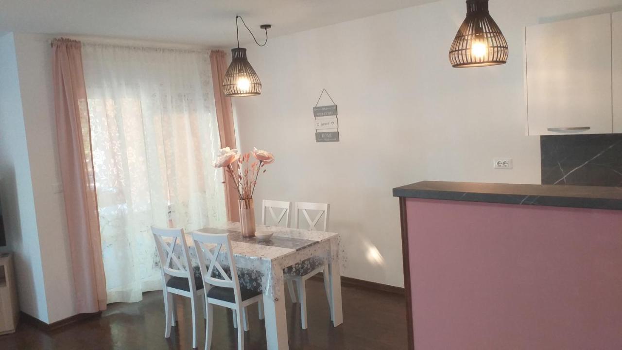 Apart Centar Umag Edda Joakima Rakovca 7 E 52470-Umag Buitenkant foto