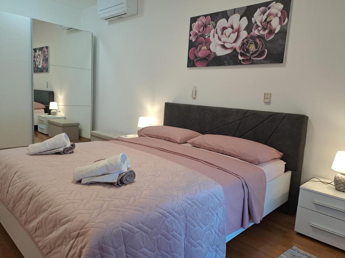 Apart Centar Umag Edda Joakima Rakovca 7 E 52470-Umag Buitenkant foto