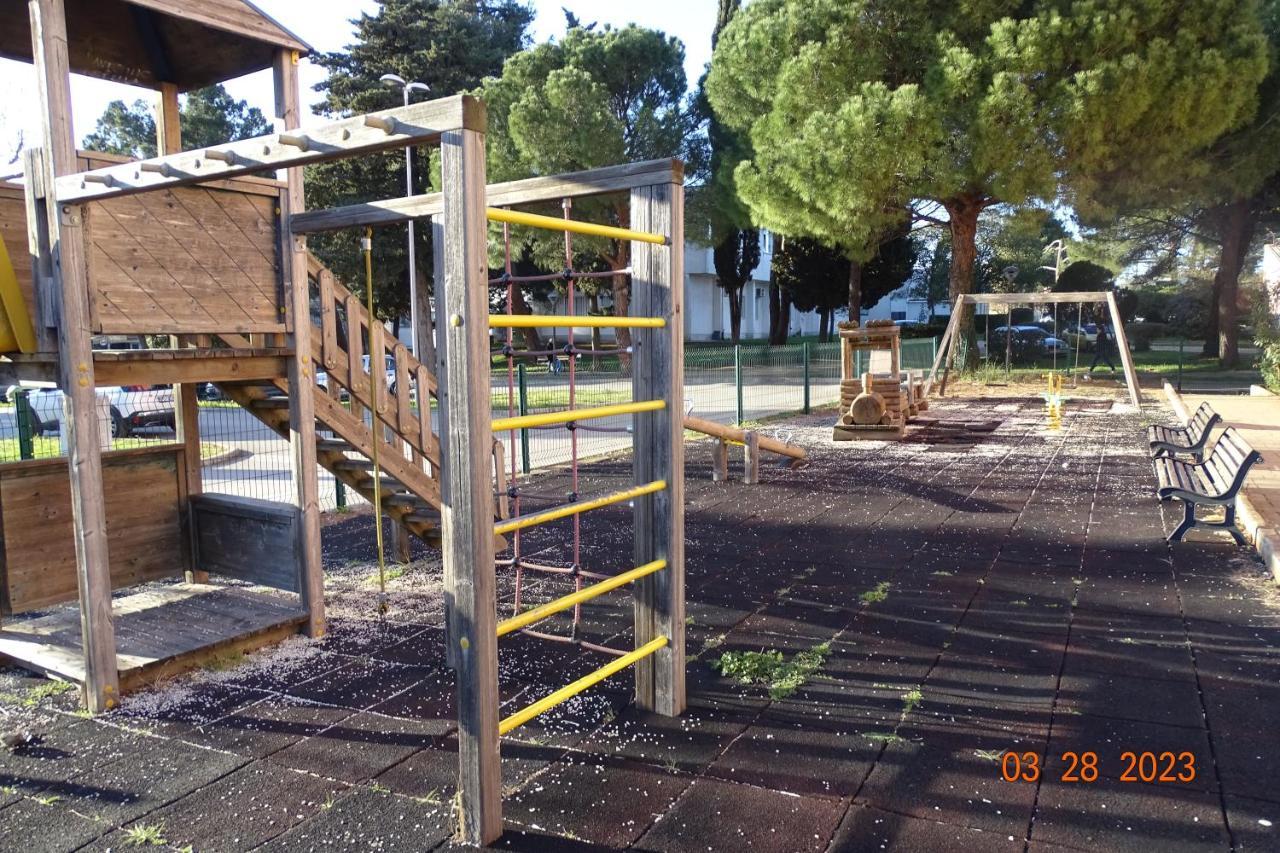 Apart Centar Umag Edda Joakima Rakovca 7 E 52470-Umag Buitenkant foto